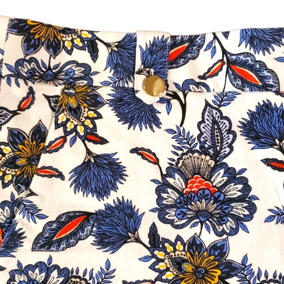 Loft Riviera Floral Print Shorts - Picture 5 of 15